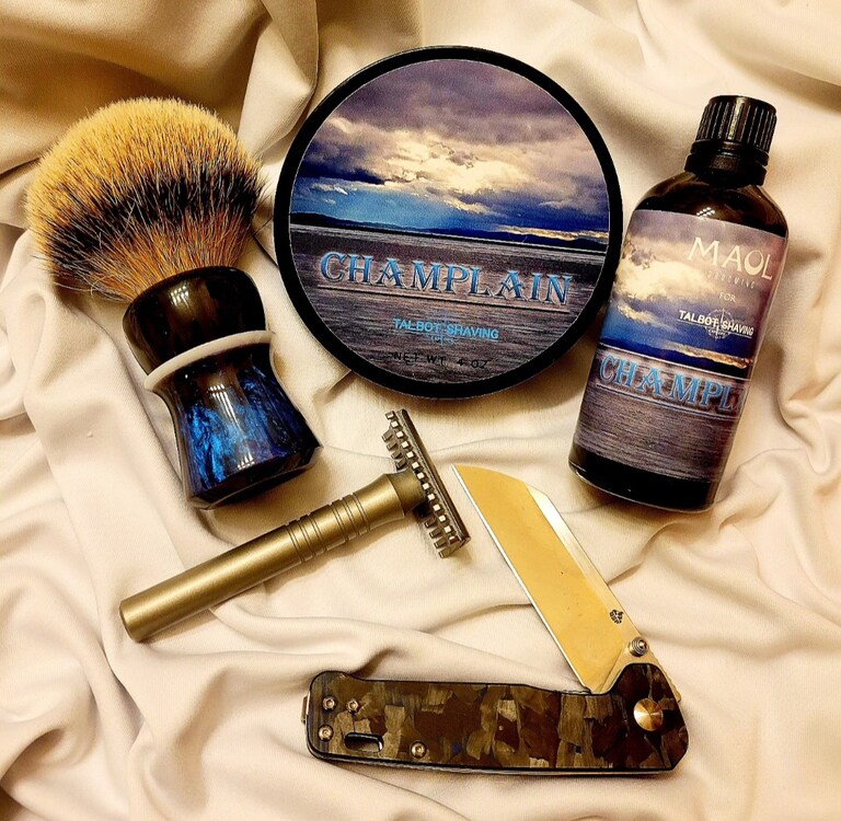 Talbot Shaving SOTD 
Champlain 
@talbotshaving 

Soap   Champlain 

Brush  Chisel And Hound 
@chiselandhound 

Razor  Blackland Razor ERA 5 OC
@blacklandra