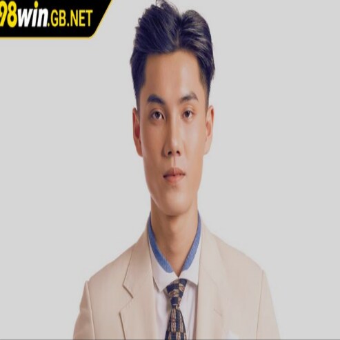 Visit ceoxiemphong's profile on GETTR. View their posts, photos, videos, and connect with them on the social platform.