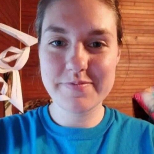 I'm single ,good down for friends with benefit and funs. If you're interested on daaleigh49@gmail.com