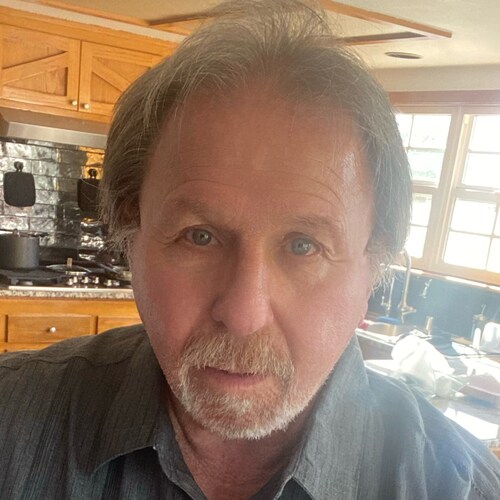 🇺🇸🍊 I STAND WITH PRESIDENT TRUMP Conservative before Republican.”DJT 45/47” Vet & 1st responder who supports LE & our...