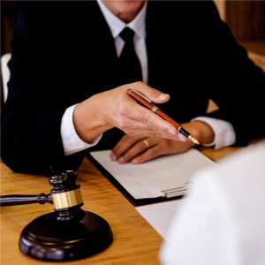 Adwokat Katowice zapewnia wszechstronną pomoc prawną dla Klientów indywidualnych i firm. Specjalizujemy się w zakresie p...