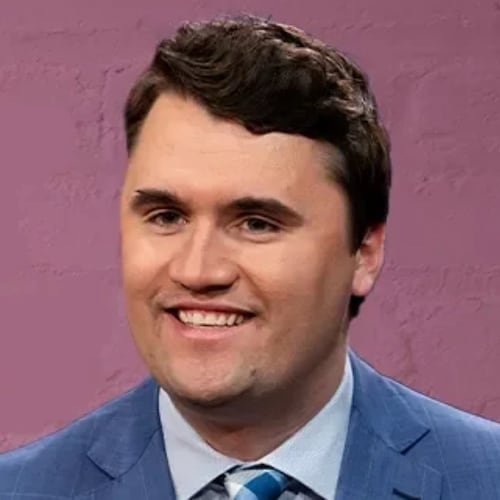 Conservative who wants to help save our Republic by supporting likeminded politicians!