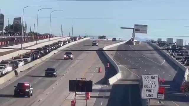 @Speedy13🇺🇸 on GETTR: THE ARIZONA MOTORCADE 

CHARLIE KIRK ARRIVES AT HI...