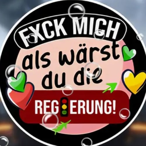 Patriot für die Kriminalisierung des Kommunismus.
#IchWähleAfD 
Es gibt keine Pandemie! 
Ungesprizter Patriot
#TeamPatri...