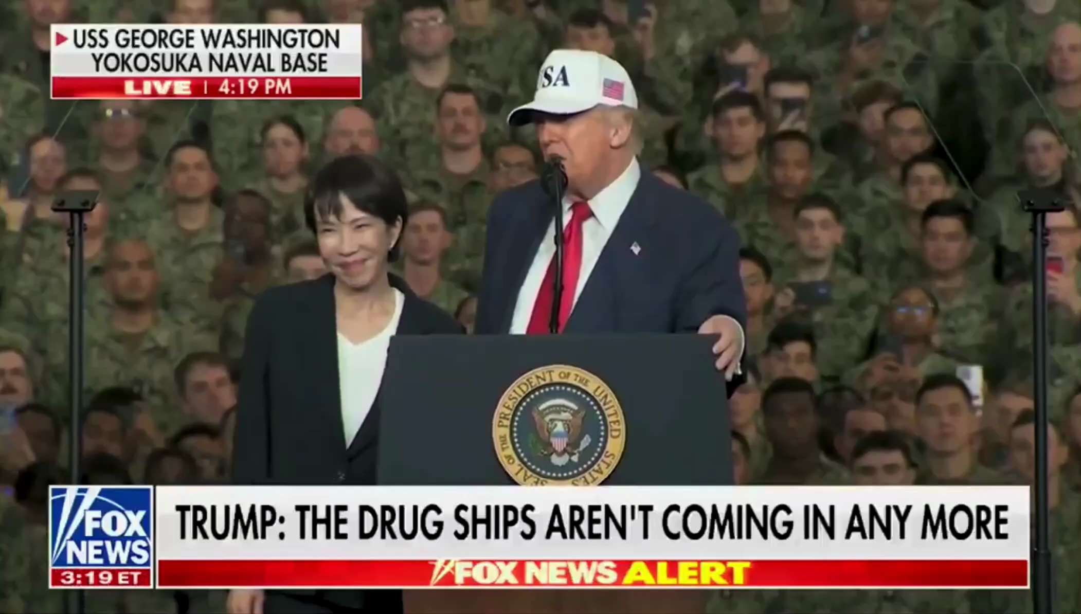 美日联盟新格局，川普总统带着日本首相高市早苗一起访问日本横须贺美军基地。

这次访问川普总统高度评价高市早苗，她是安倍的政治继承人，而安倍是川普总统的坚定盟友和私人密友，2016年11月川普第一次当选...