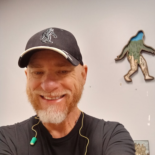 Cold War/Desert Storm Veteran.
Father, Patriot, servant of God.
My Oath to the Constitution still stands firm.
And I'm n...