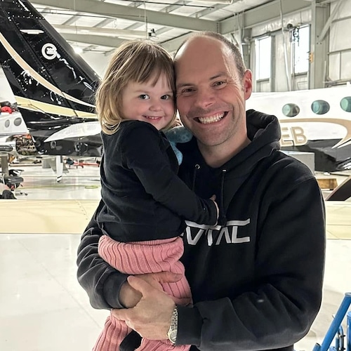 Husband, Father, Follower of Jesus.
Owner of:
@klondikejets
@klondikehelicopters
@klondikeequipment