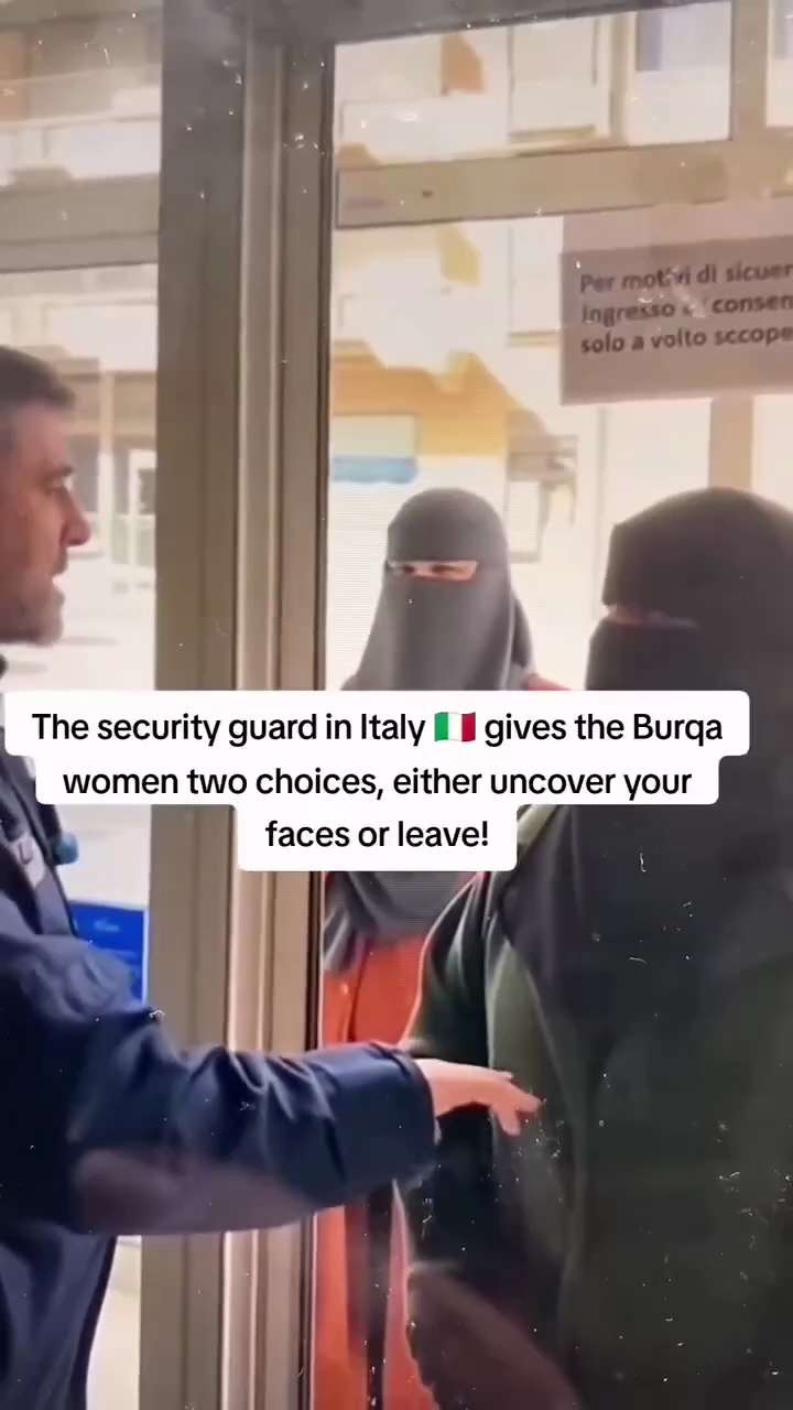 Ian56a on GETTR: 💥💥💥
🇮🇹 Meanwhile in Italy

Security Guard giv...