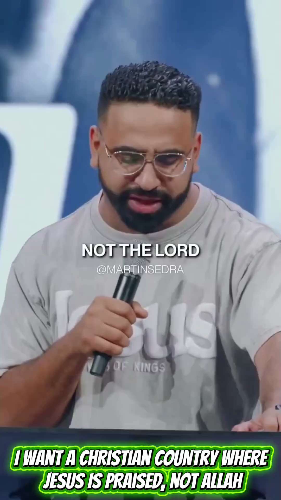 “我想要一个基督教国家，在那里耶稣受到赞美，培根在菜单上，圣诞节——而不是斋月——是最大的季节 🇺🇸”