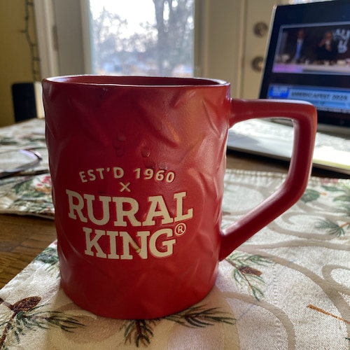 Retired. NO DMs. Married to a wonderful woman NO DMs. Hardcore MAGA Trump was right. NO DMs. No offers of riches no porn...