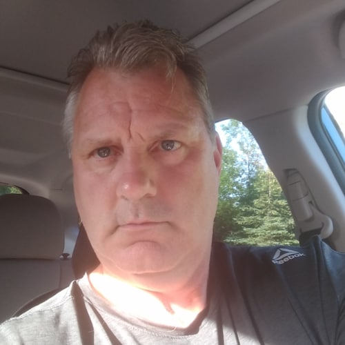 Independent Conservative and Patriotic American seeking the Truth. Fighting against Big Government Corruption and Big Te...