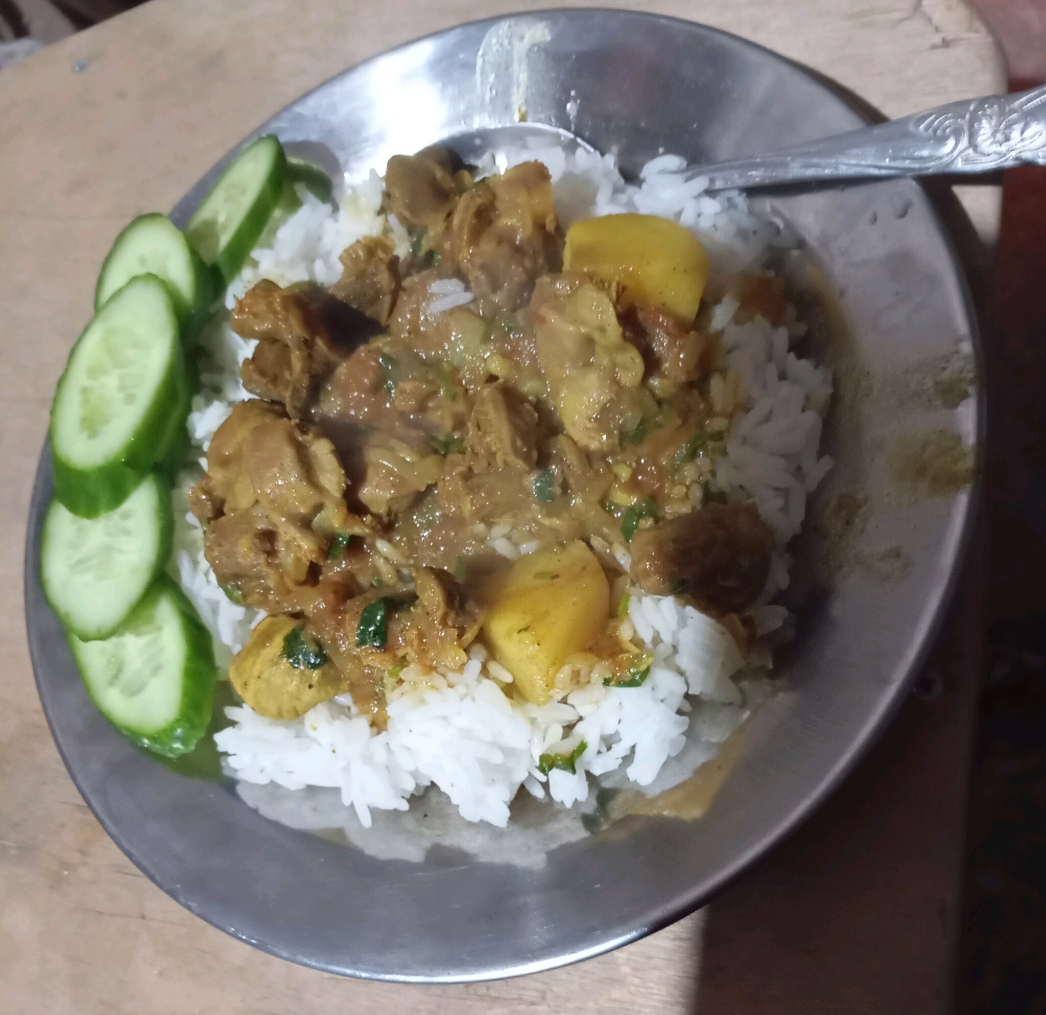 Chicken 🐓 stew with potatoes on a bed of rice 🍚 @ Hajian Ranch, Kosh, Armenia 💖 Hrametsek 💕