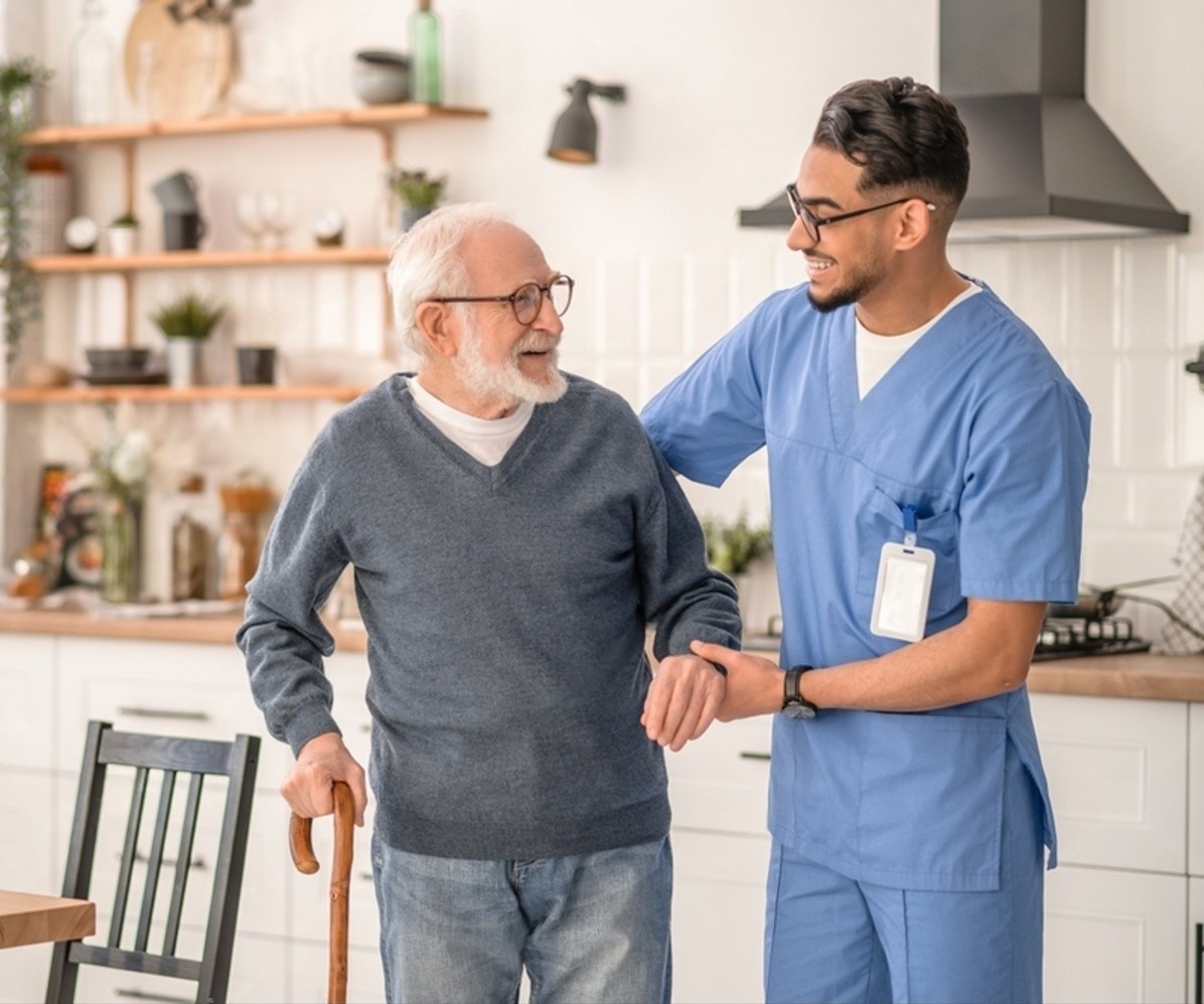Comparing In‑Home Care vs Assisted Living – Pros & Cons

When choosing between in-home care vs assis...