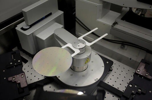 💥🇺🇸🇨🇳川普将启动120亿美元关键矿产储备计划，以减少对中共国的依赖 ⚡🚨‼️
️
美国总统唐纳德·川普计划启动一项战略性关键矿产储备计划，启动资金为120亿美元。此举旨在帮助美国制造商...