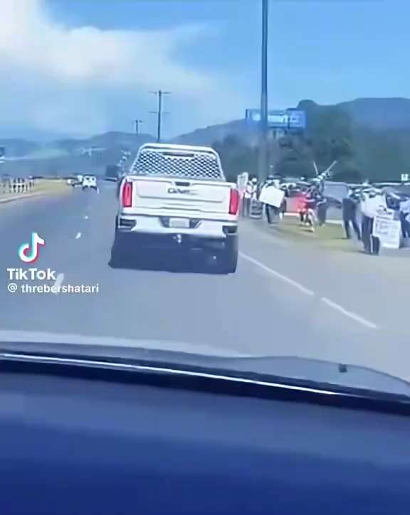 LOVE IT !!!!!!!!!

JC Vollentine • 
ROLLING COAL is the way we handle these
Ice Protests in Texas!