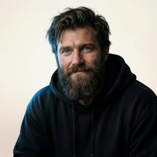 Не гламурный. Не брутальный. Сам по себе. В поисках гармонии между цифровым кодом и живой природой 🧭