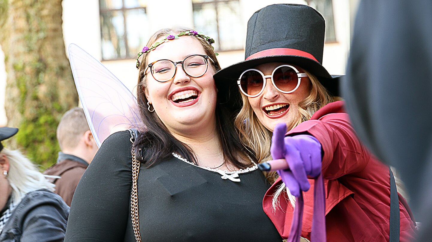 da simmer heute dabei. 11.11 Uhr Rathaus Saarbrücken, und anschließend Party.... Bilder folgen
#spor...