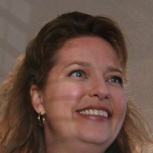 When Reagan took office I said "Next we need a businessman. They know profit/loss."
Then came Trump. 📈
•VP/Co-creator: ...