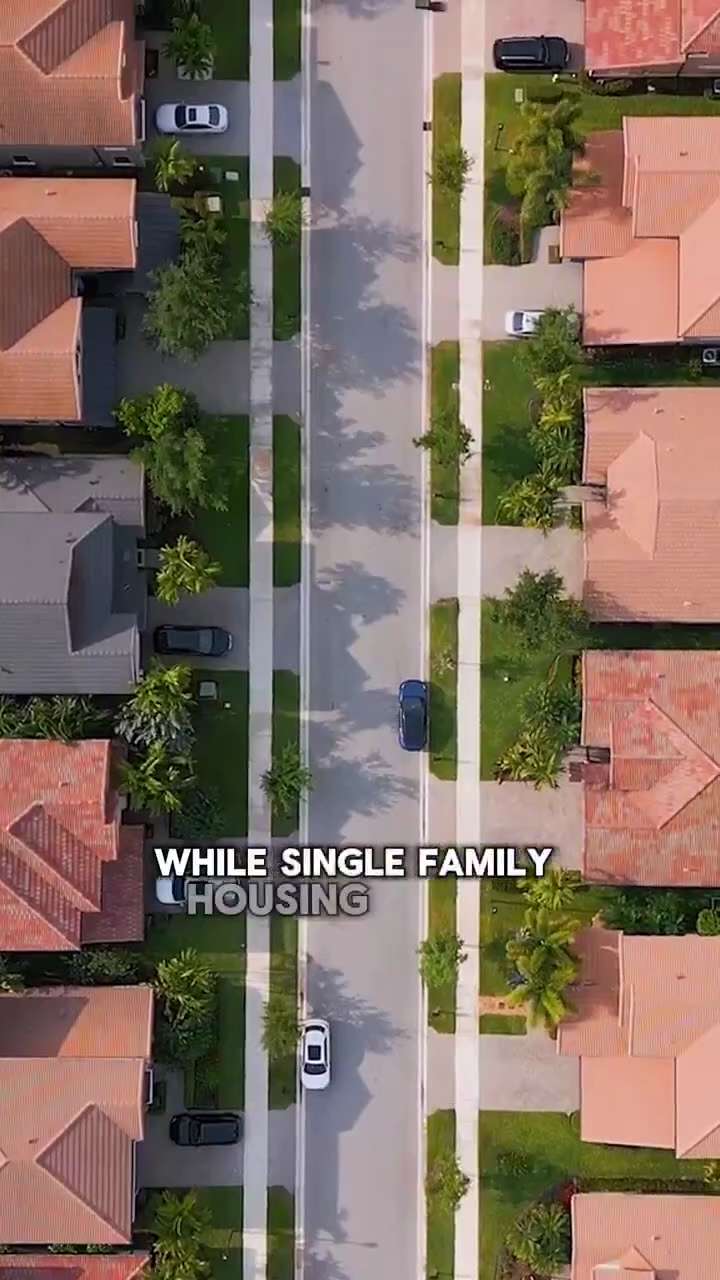 JUST IN - Peter Navaro: President Trump’s affordability reset has three prongs:

- Deportations
- De...