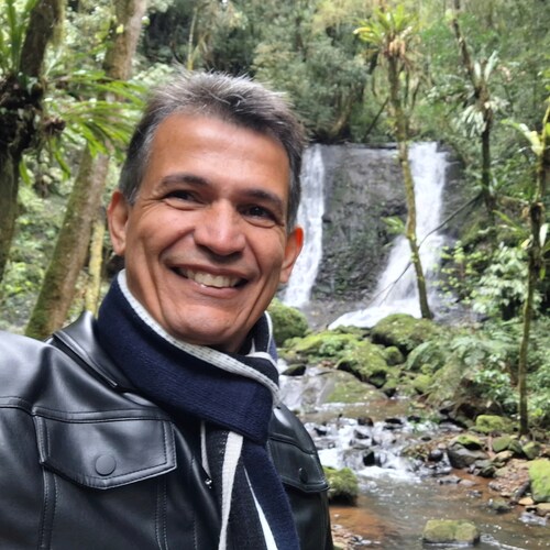 Militar/Brazil
Assuntos de Interesse:
Geopolítica, Cultura Geral e Interação Social com pessoas e costumes de outros paí...