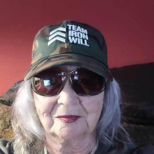 Married happy as a pig in mud, Conservative , dont follow to busy posting on other blogs. thank you just like sharing ne...