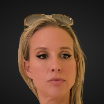 "One of America's Most Famous Trad Wives" - The Economist. Author, Catholic, mother of five.