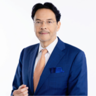 DR. RICHARD SWIFT is board certified in both plastic surgery and general surgery and is dedicated to providing each pati...