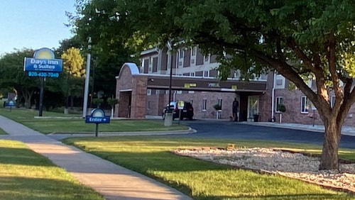 Days Inn Green Bay Review: 1125 E Mason St