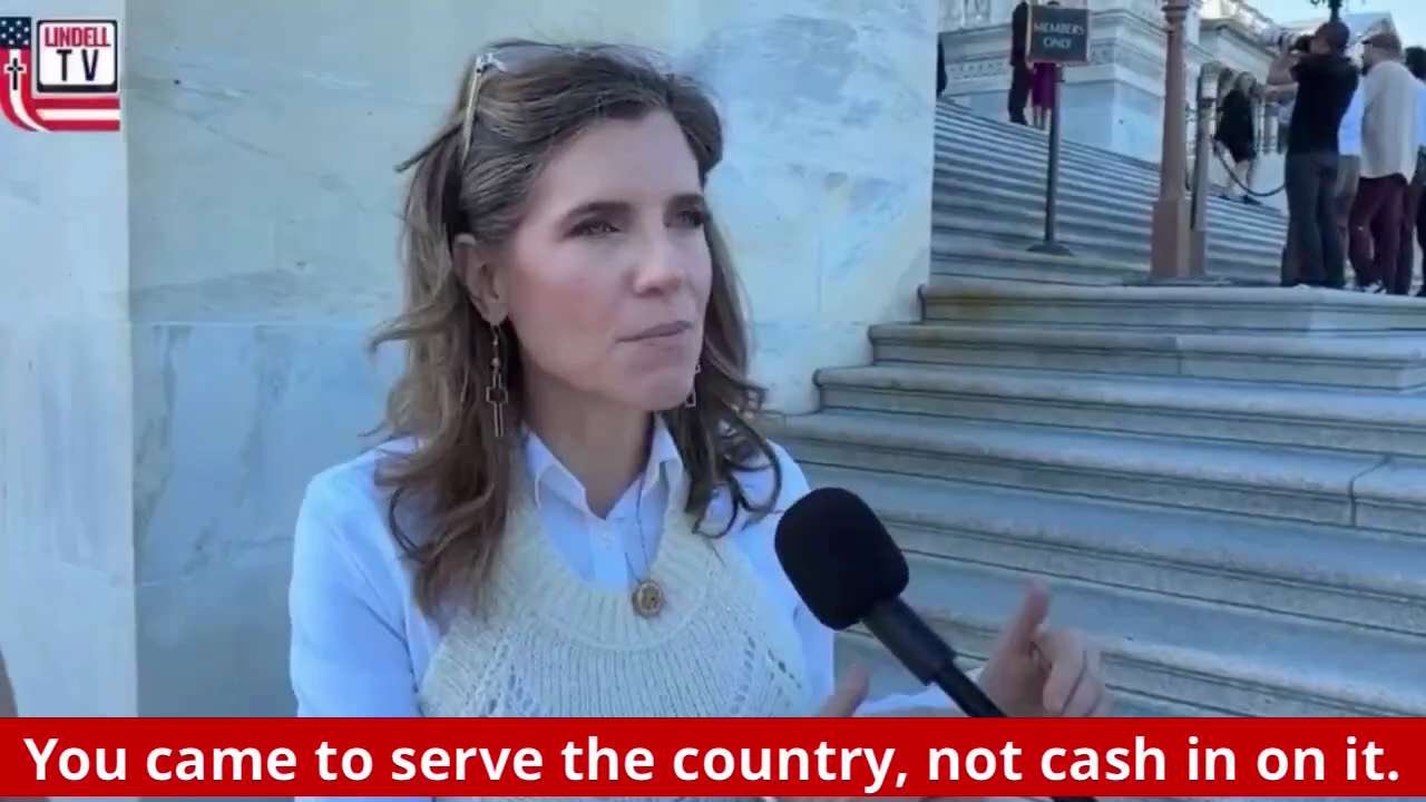 🚨Congress is supposed to be a sacrifice, not your side hustle.

If you leave Congress richer than y...