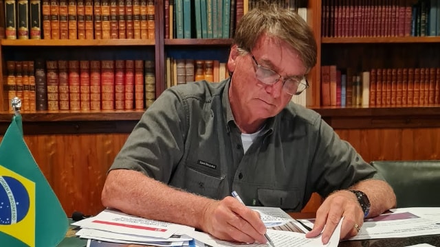 Cobertura do discurso semanal do presidente Bolsonaro!