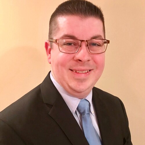 Christian, Husband, Father, and HUGE!! Trump Supporter Licensed Insurance Agent licensed in Property, Casualty, and Life.