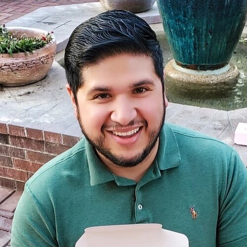 🇺🇲 Composer, Content Creator, Musician, Performer, Freedom Lover. Subscribe to my Youtube Channel!