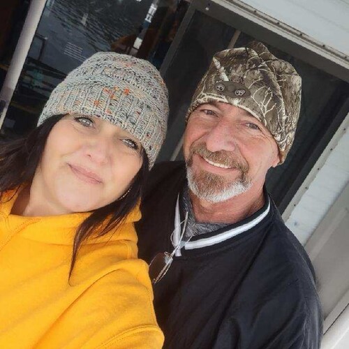 God, Family and the Good Ol USA. Happily Married Patriotic  Woman.