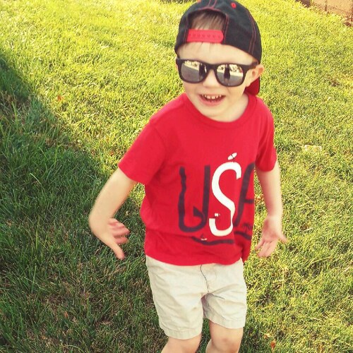 Constitutional conservative
retired. Todays Dem party are nothing but Marxist socialist and communist. AMERICA FIRST 🇺�...