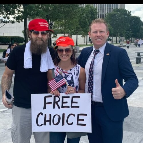 🇺🇲 America First Patriot 🇺🇲
🇺🇲 U.S. Air Force Veteran 🇺🇲