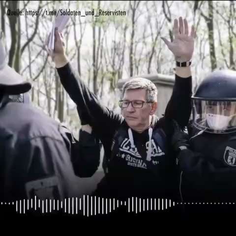 Wir brauchen letztendlich nichts weniger als einen Militärputsch in diesem Land und es sollte euch e...