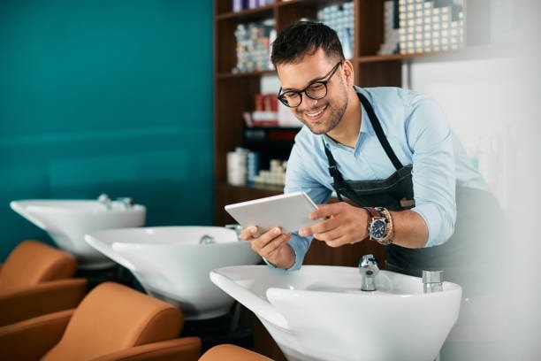 What Is a Beauty And Hair Salon?

A hair salon is a business that provides professional hair styling...