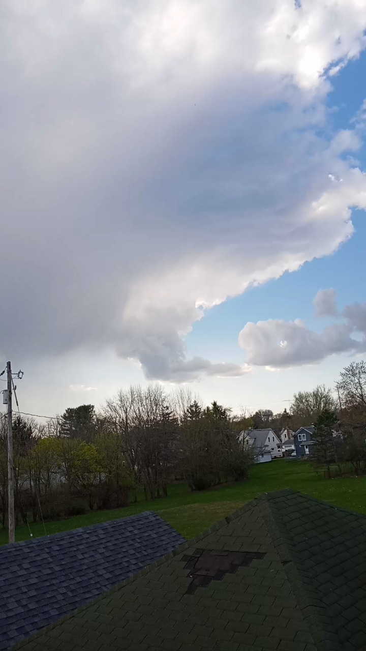 Spotty storms in Ravenna ohio.