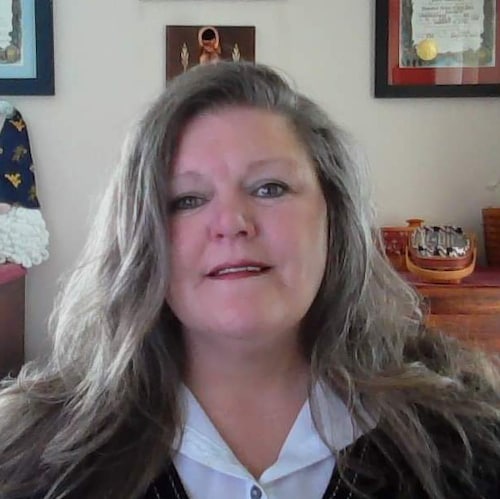 American MiMi that loves God, family, friends, riding my Harley, cooking & crafting.