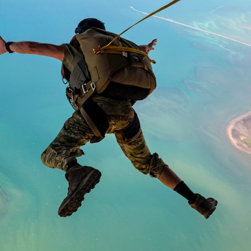 Visit Airborne Soldiers Take Down CCP's profile on GETTR. View their posts, photos, videos, and connect with them on the social platform.