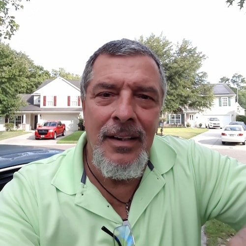 🇺🇲 Former U.S. Navy Vet. 🇺🇲 
America ? I'm your Huckleberry ! And an 
American Patriot