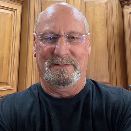 Patriot, Happily Married, love my family and country, Christian, 1A, 2A, Constitutional Conservative, Veteran, War Room, Law & Order
Please No DM’s