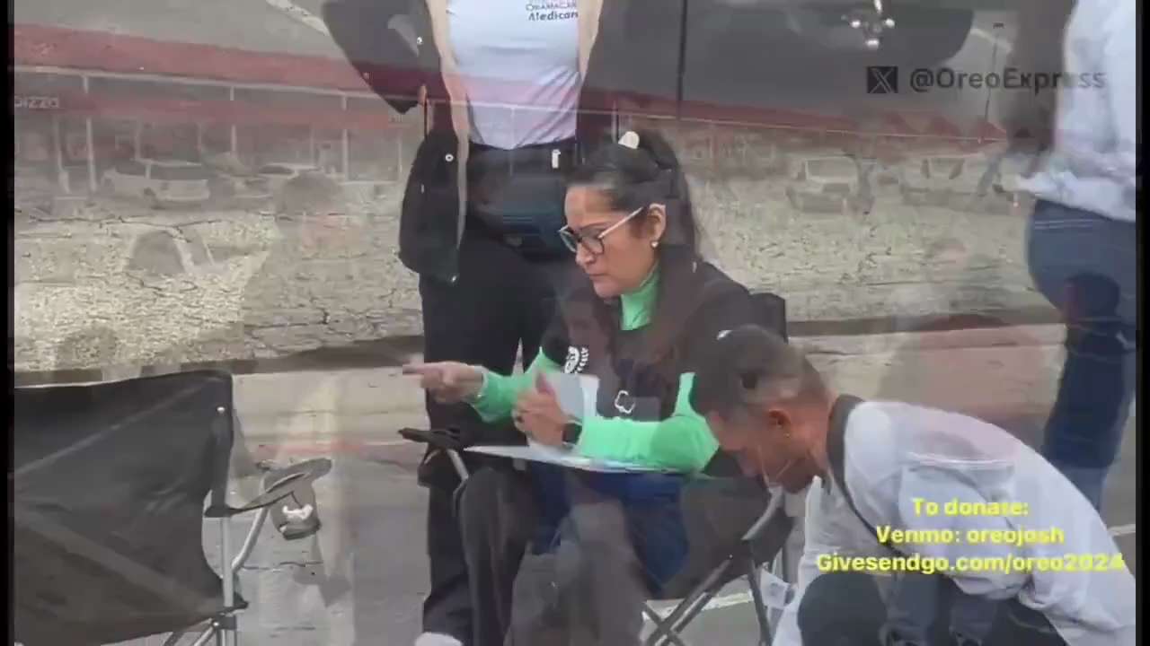 Healthcare Sign Ups For Illegals - San Antonio, Texas. 

Outside the NGO processing center in San An...