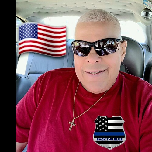 male 66 back the blue 💙
BORN PATRIOT 🇺🇲
MAGA/ CRUSH THE LEFTIST AND GLOBALIST 💪🇺🇲
Mewe 
Not here to get laid so hang it up with your inbox messages 🤦‍♂️