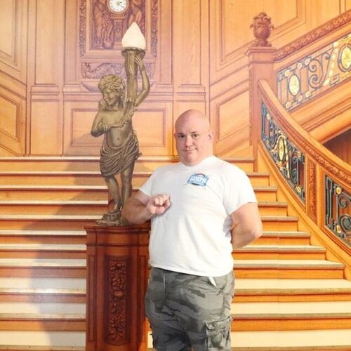 Aviation enthusiast, gamer, car enthusiast and hobby racer