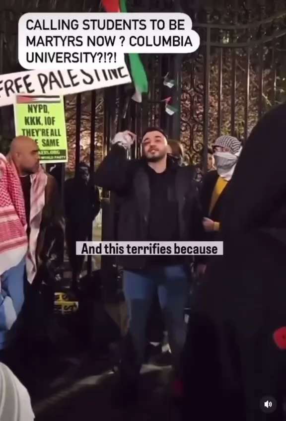 Muslim man at Columbia University calling for students to MARTYR themselves! 
He chants his true ide...