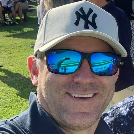 Gavin Flannery is an esteemed digital marketer and renowned expert in the field of social media marketing.