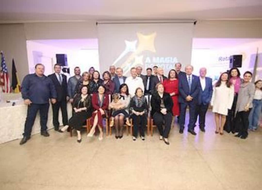 Texto do Rotary Club de São José do Rio Preto:

É a roda rotaria girando novamente.
Noite de muitas ...