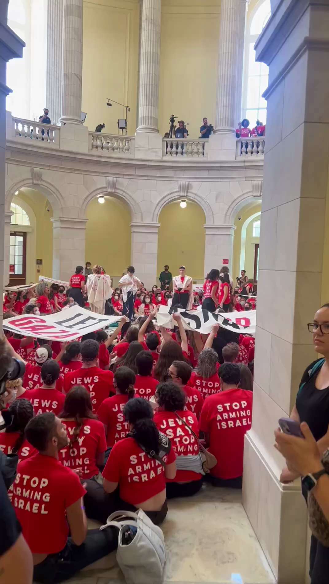 Pro-Hamas insurrectionists have infiltrated the Cannon House Office Building once again.

10-20K exp...