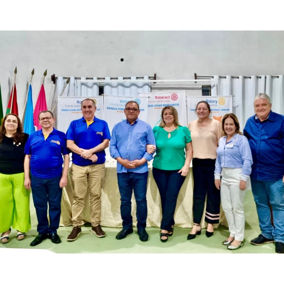 A Gov. Assistente Claudia Maset, no dia 24 de julho, esteve no Rotary Club de José Bonifácio e com o...